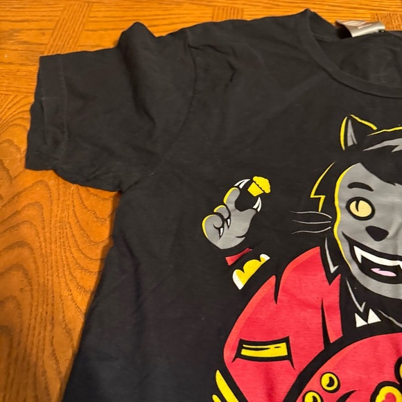 Johnny Cupcakes Michael Jackson Thriller Wolf Tee M Rare HTF Halloween Big Kid - Picture 8 of 16
